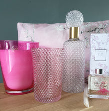 Afbeelding in Gallery-weergave laden, J-Line Sakura Blush home diffuser
