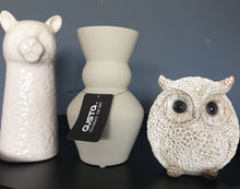 Afbeelding in Gallery-weergave laden, Sculptuur uil crème/wit
