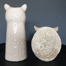 Afbeelding in Gallery-weergave laden, Sculptuur uil crème/wit

