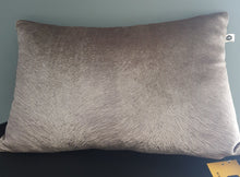 Afbeelding in Gallery-weergave laden, Maku kussen pellicia taupe
