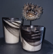 Afbeelding in Gallery-weergave laden, J-Line geurkaars Noa zwart M

